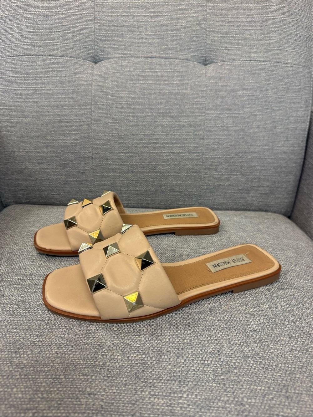 Steve Madden Beige Quilted Stud Slide Sandals